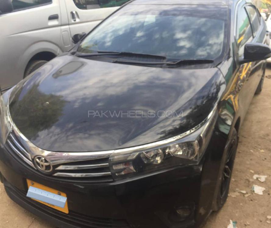 Toyota Corolla 2014 for Sale in Karachi Image-1