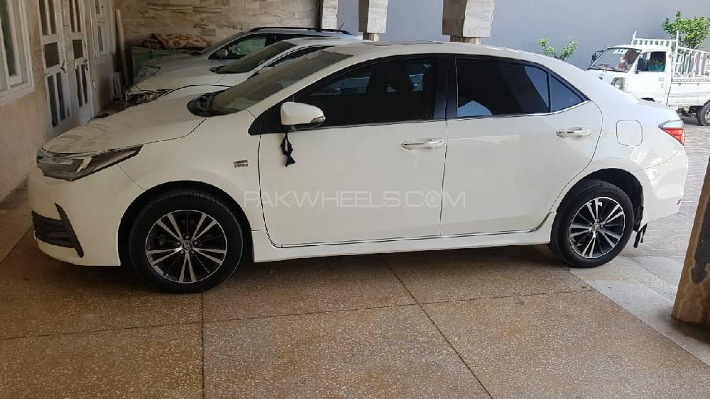 Toyota Corolla 2018 for Sale in Peshawar Toyota Corolla 2018 for Sale in Peshawar Image-6