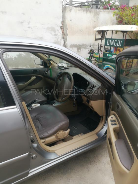 Honda Civic 2004 for Sale in Peshawar Honda Civic 2004 for Sale in Peshawar Image-7