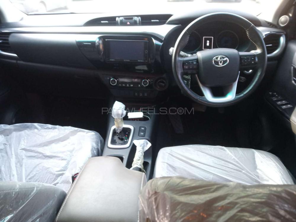Toyota Hilux 2018 for Sale in Islamabad Toyota Hilux 2018 for Sale in Islamabad Image-12