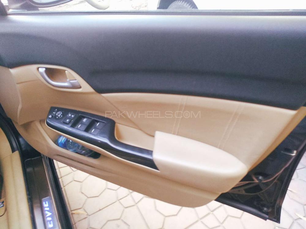 Honda Civic 2015 for Sale in Rawalpindi Honda Civic 2015 for Sale in Rawalpindi Image-8