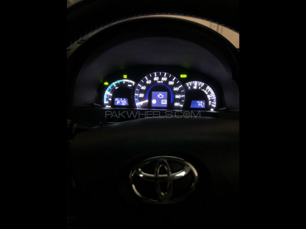 Toyota Camry 2011 for Sale in Lahore Toyota Camry 2011 for Sale in Lahore Image-6