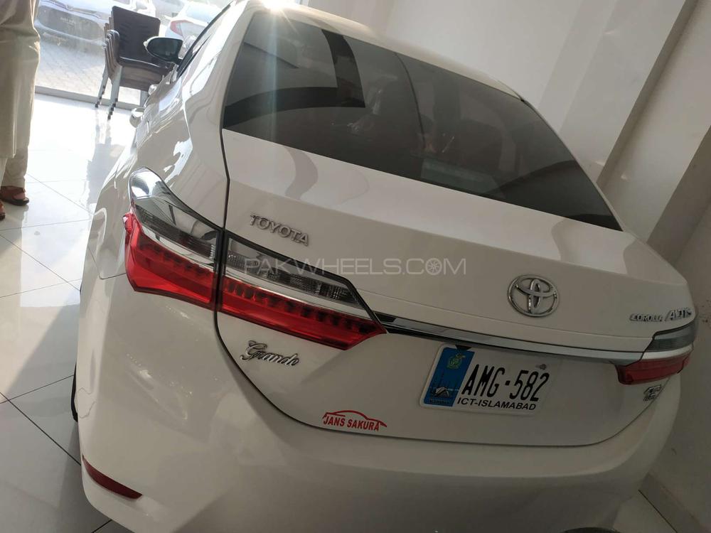 Toyota Corolla 2019 for Sale in Peshawar Toyota Corolla 2019 for Sale in Peshawar Image-3