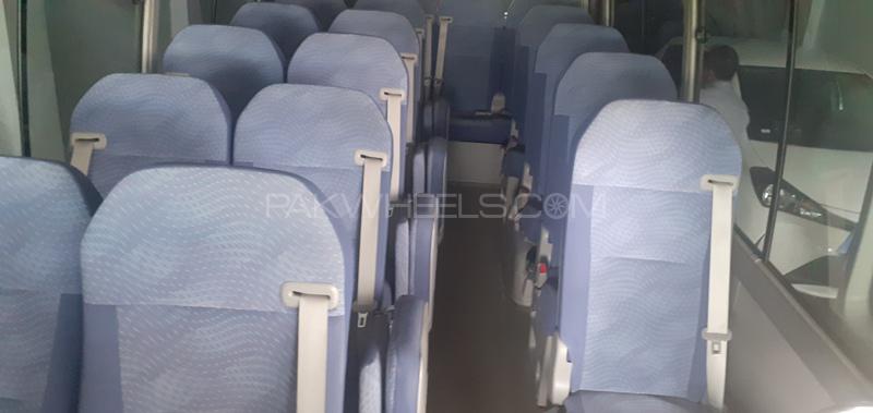 Toyota Coaster 2016 for Sale in Lahore Toyota Coaster 2016 for Sale in Lahore Image-9