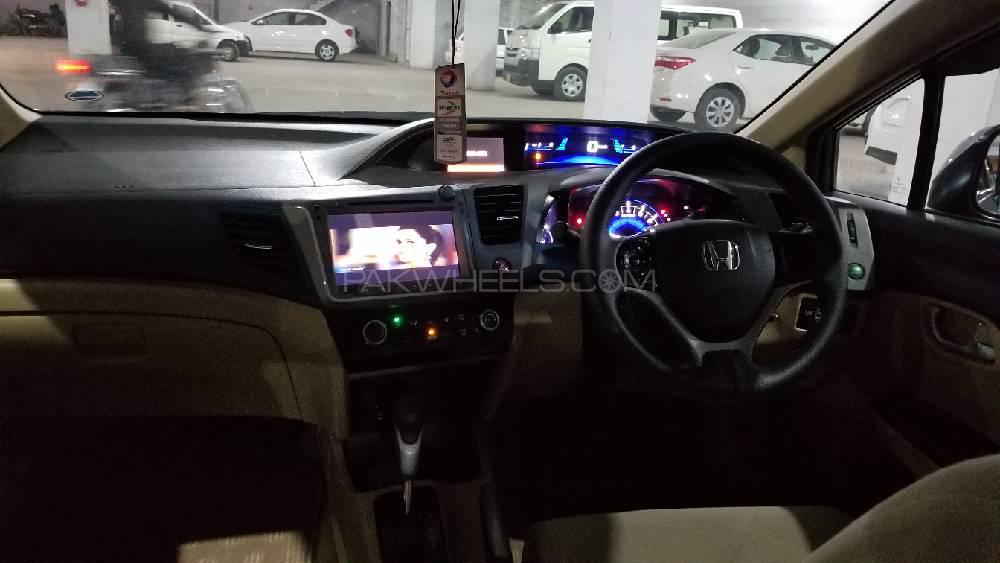 Honda Civic 2015 for Sale in Faisalabad Honda Civic 2015 for Sale in Faisalabad Image-9