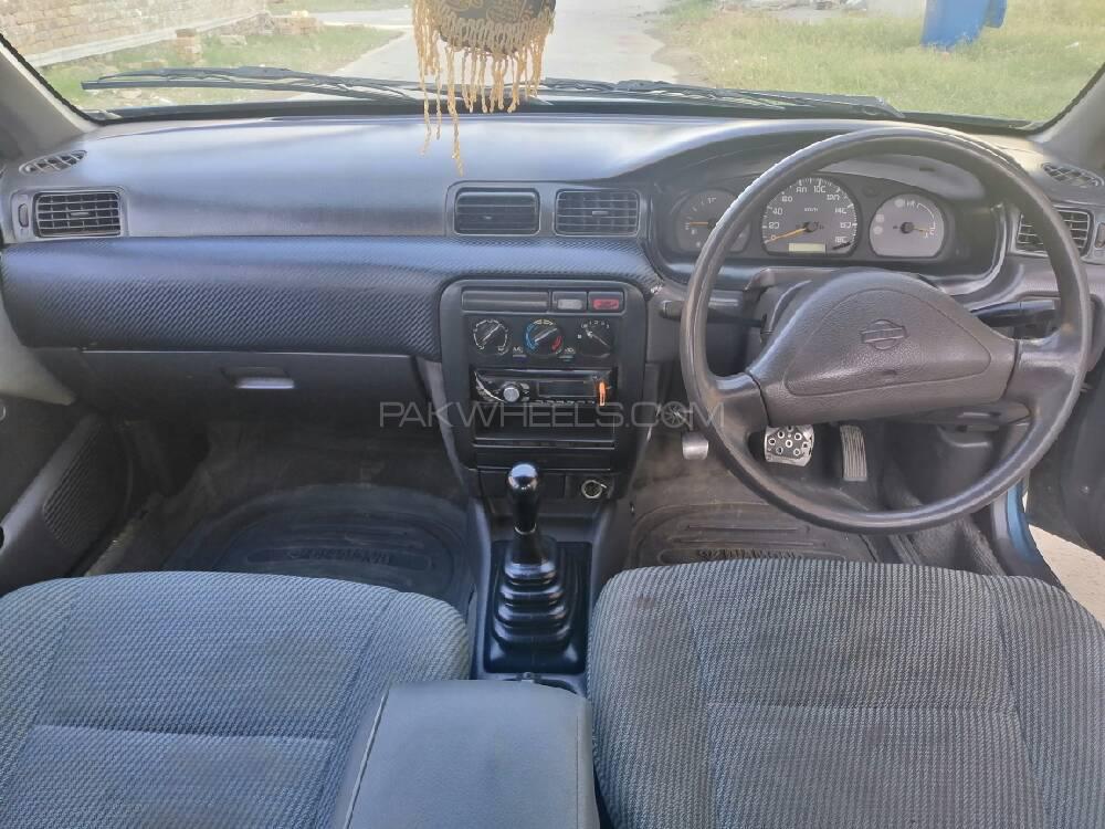 Nissan Sunny 2001 for Sale in Attock Nissan Sunny 2001 for Sale in Attock Image-3