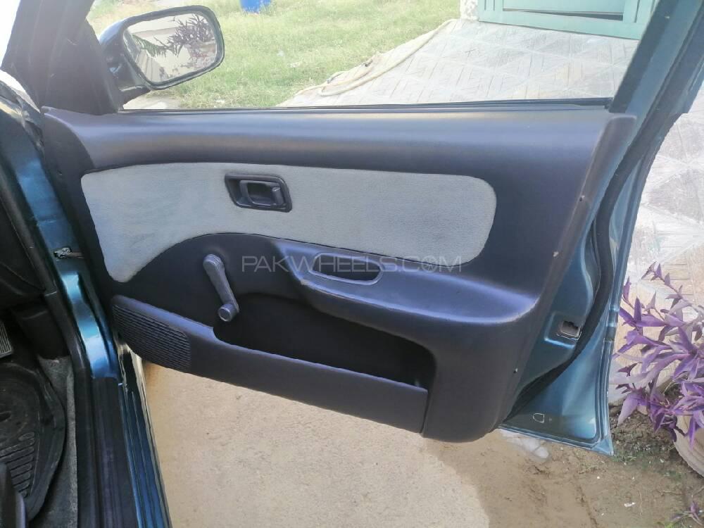 Nissan Sunny 2001 for Sale in Attock Nissan Sunny 2001 for Sale in Attock Image-5