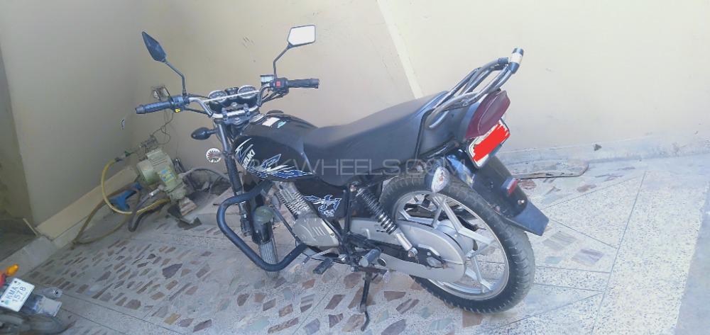 Suzuki GS 150 SE 2017 for Sale Suzuki GS 150 SE 2017 for Sale Image-9