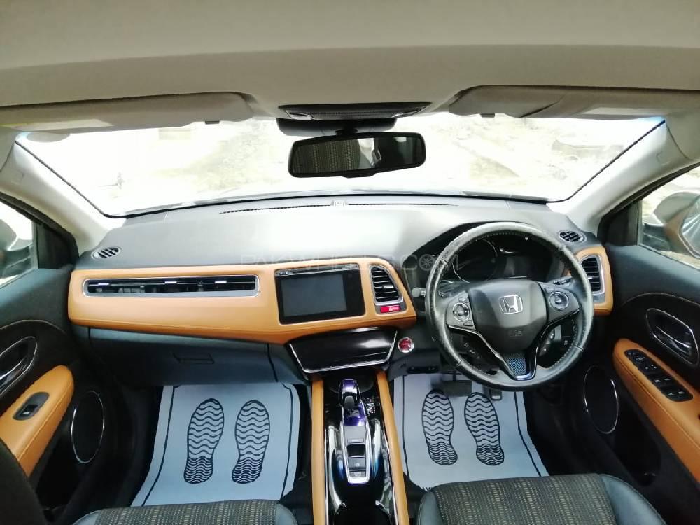 Honda Vezel 2014 for Sale in Karachi Honda Vezel 2014 for Sale in Karachi Image-8