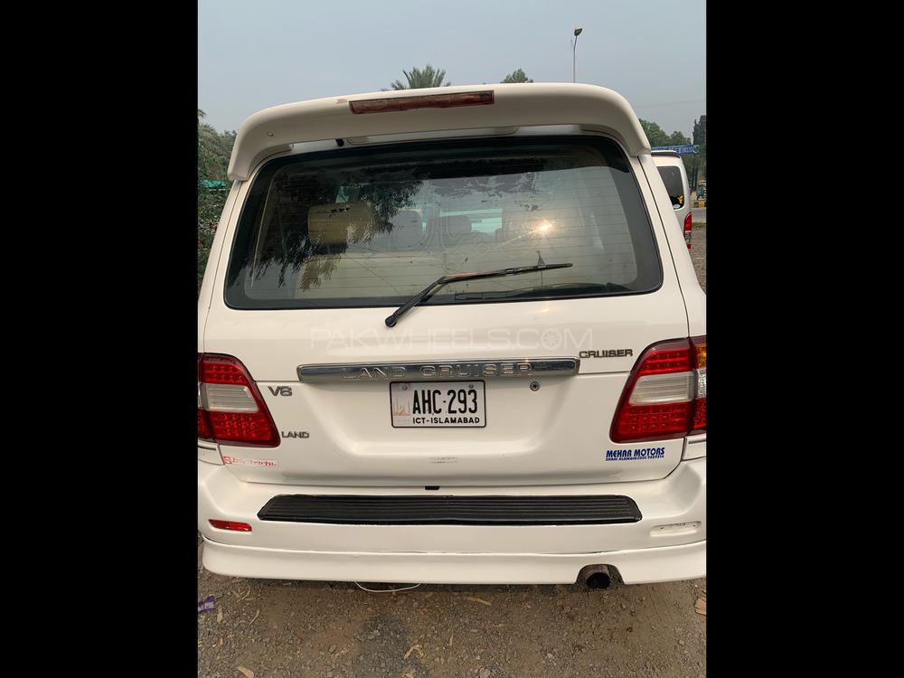 Toyota Land Cruiser 2002 for Sale in Gujrat Image-1