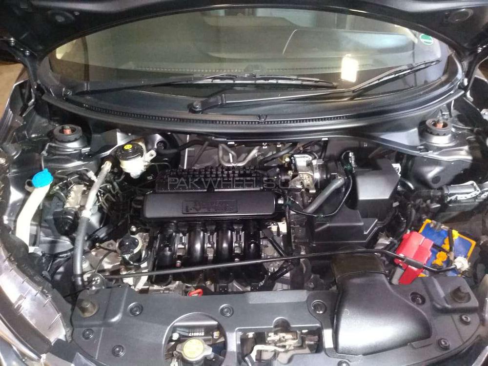 Honda BR-V 2017 for Sale in Karachi Honda BR-V 2017 for Sale in Karachi Image-9