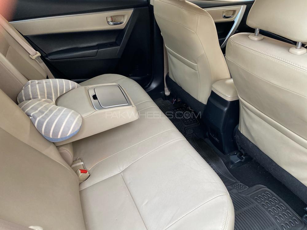 Toyota Corolla 2014 for Sale in Lahore Toyota Corolla 2014 for Sale in Lahore Image-6