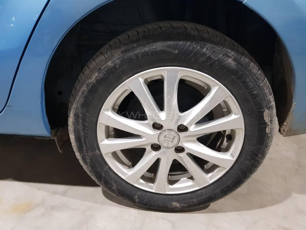 Toyota Aqua 2014 for Sale in Lahore Toyota Aqua 2014 for Sale in Lahore Image-8