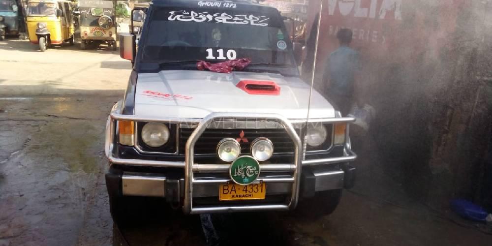 Mitsubishi Pajero 1986 for Sale in Karachi Mitsubishi Pajero 1986 for Sale in Karachi Image-3
