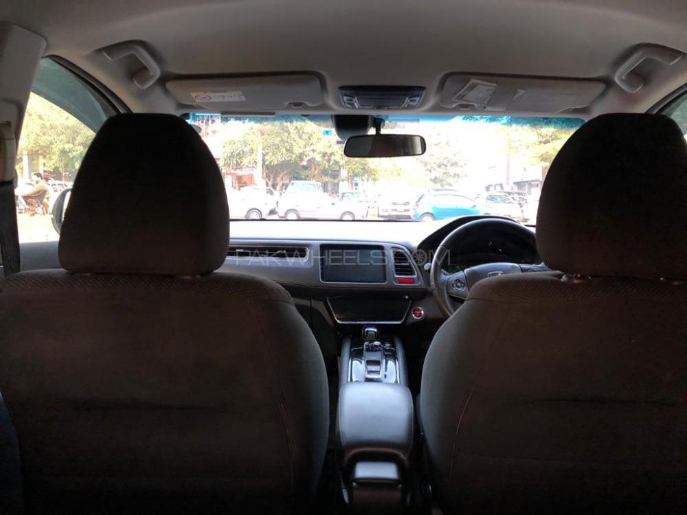 Honda Vezel 2014 for Sale in Islamabad Honda Vezel 2014 for Sale in Islamabad Image-2