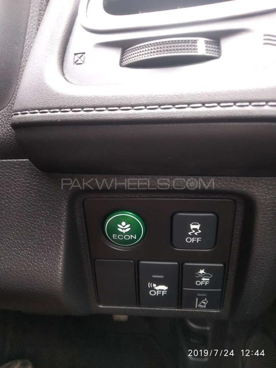 Honda Vezel 2018 for Sale in Islamabad Honda Vezel 2018 for Sale in Islamabad Image-12