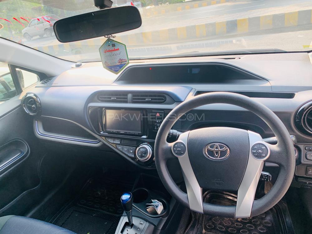Toyota Aqua 2015 for Sale in Lahore Toyota Aqua 2015 for Sale in Lahore Image-10