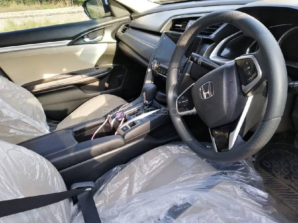 Honda Civic 2018 for Sale in Kohat Image-1