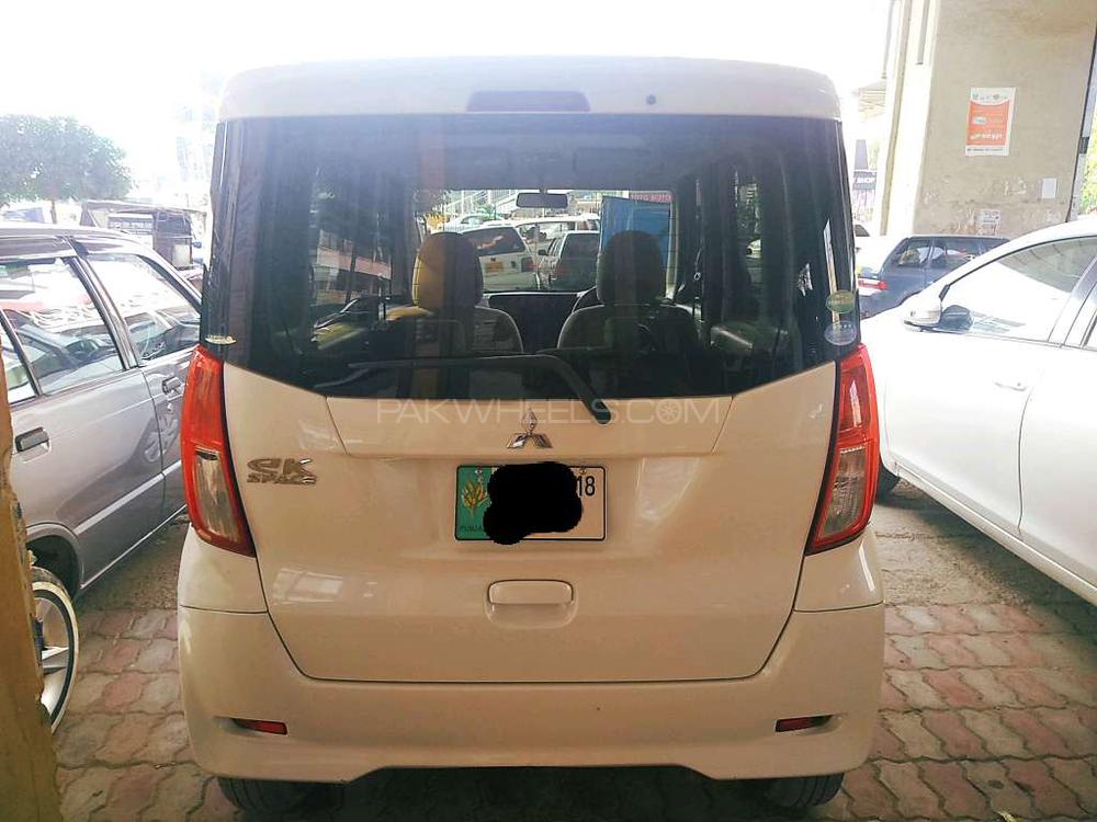 Mitsubishi EK Space Custom 2014 for Sale in Rawalpindi Mitsubishi EK Space Custom 2014 for Sale in Rawalpindi Image-2