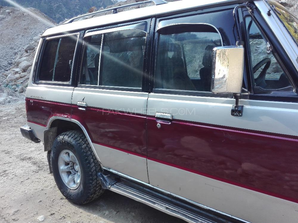 Mitsubishi Pajero 1990 for Sale in Muzaffarabad Mitsubishi Pajero 1990 for Sale in Muzaffarabad Image-12