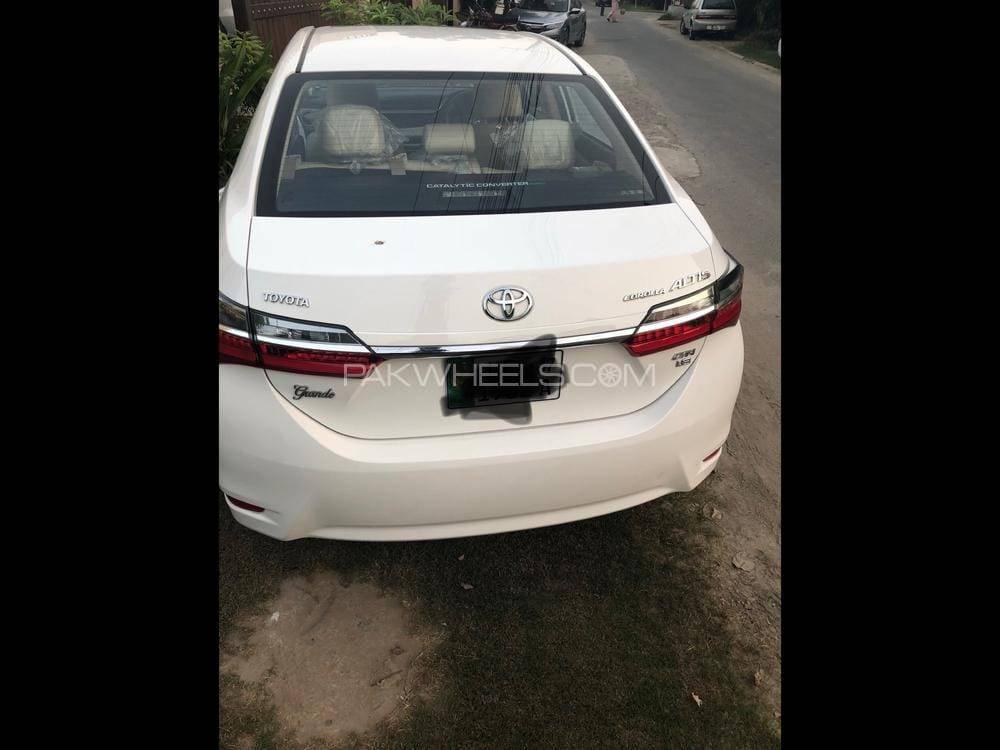 Toyota Corolla 2018 for Sale in Lahore Toyota Corolla 2018 for Sale in Lahore Image-4