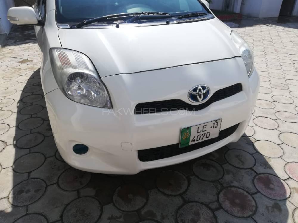 Toyota Vitz 2008 for Sale in Haripur Image-1