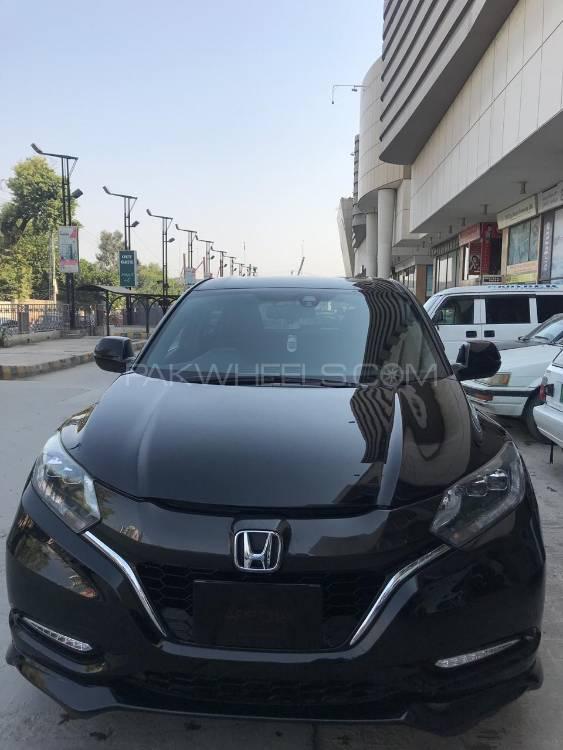 Honda Vezel 2017 for Sale in Islamabad Honda Vezel 2017 for Sale in Islamabad Image-4