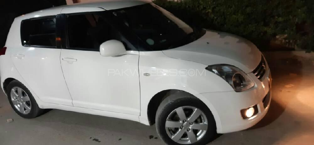 Suzuki Swift 2015 for Sale in Quetta Image-1