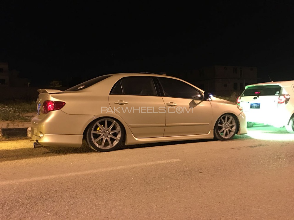 Toyota Corolla - 2009  Toyota Corolla - 2009  Image-2