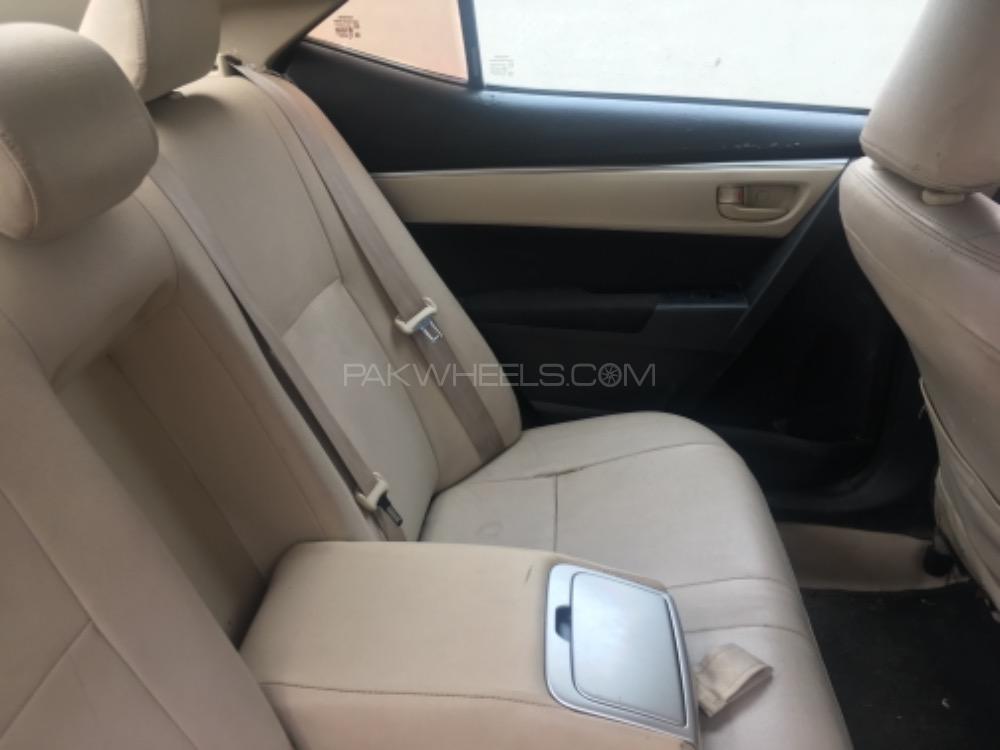 Toyota Corolla 2015 for Sale in Faisalabad Toyota Corolla 2015 for Sale in Faisalabad Image-2
