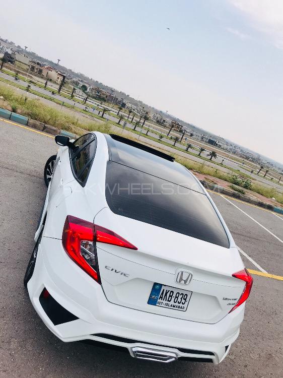 Honda Civic - 2018  Honda Civic - 2018  Image-4