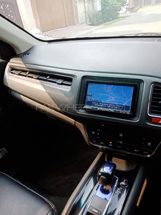 Honda Vezel 2014 for Sale in Gujranwala Honda Vezel 2014 for Sale in Gujranwala Image-5