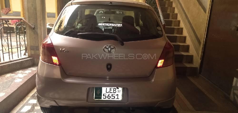 Toyota Vitz 2007 for Sale in Peshawar Toyota Vitz 2007 for Sale in Peshawar Image-3