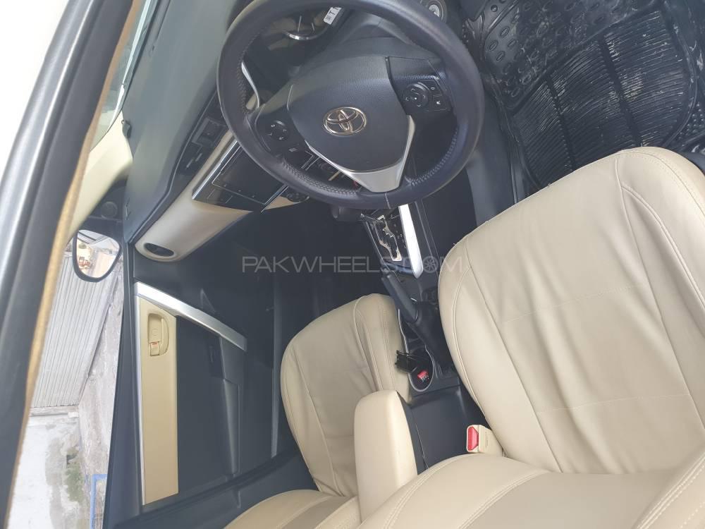 Toyota Corolla 2019 for Sale in Mirpur mathelo Image-1