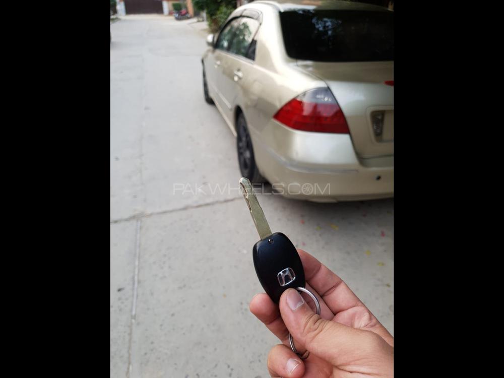 Honda Accord 2006 for Sale in Lahore Honda Accord 2006 for Sale in Lahore Image-9