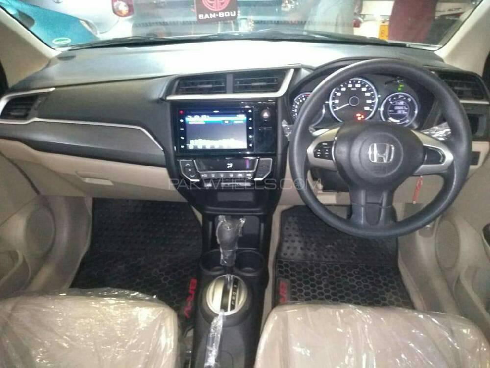 Honda BR-V 2018 for Sale in Karachi Honda BR-V 2018 for Sale in Karachi Image-5