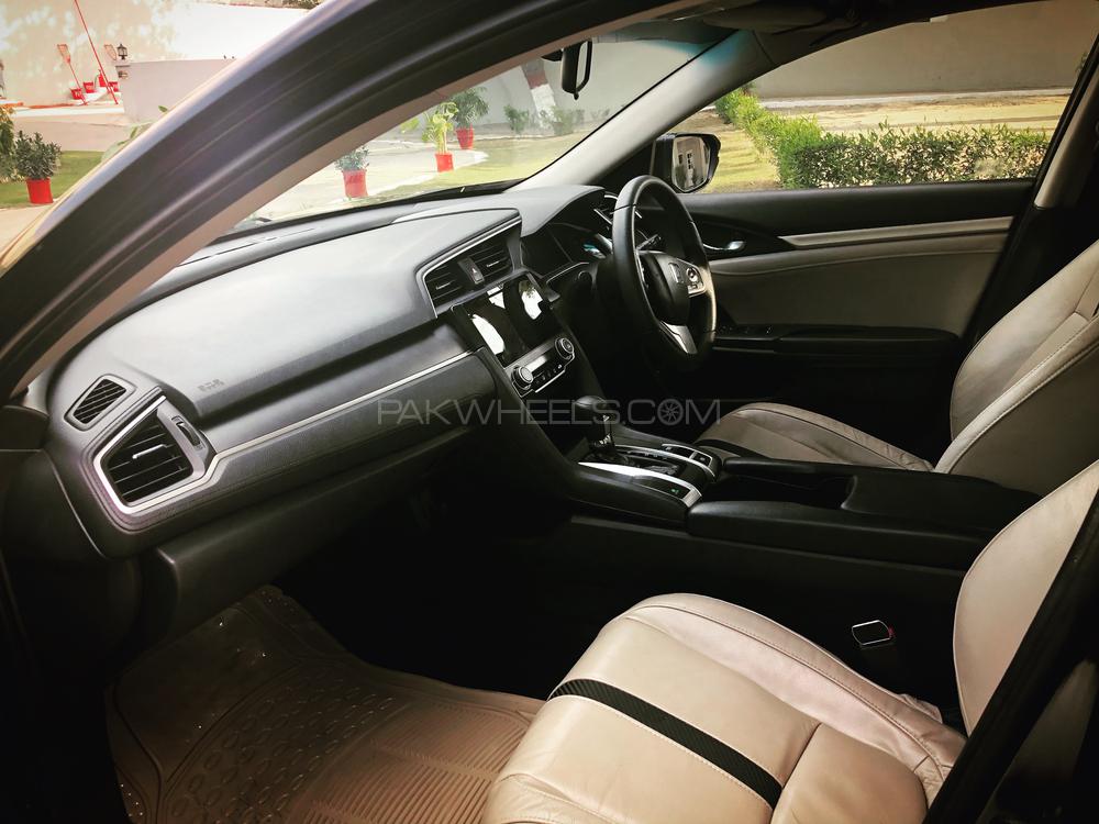 Honda Civic 2016 for Sale in Peshawar Honda Civic 2016 for Sale in Peshawar Image-9
