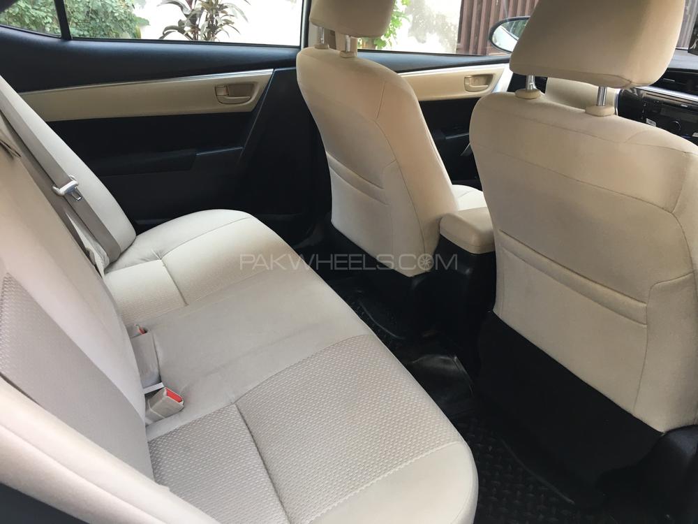 Toyota Corolla 2014 for Sale in Lahore Toyota Corolla 2014 for Sale in Lahore Image-8