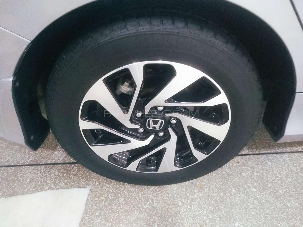 Honda Civic 2018 for Sale in Rawalpindi Honda Civic 2018 for Sale in Rawalpindi Image-7