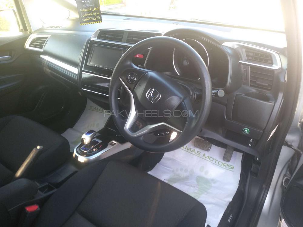 ہونڈا فٹ 2015 for Sale in راولپنڈی ہونڈا فٹ 2015 for Sale in راولپنڈی Image-6