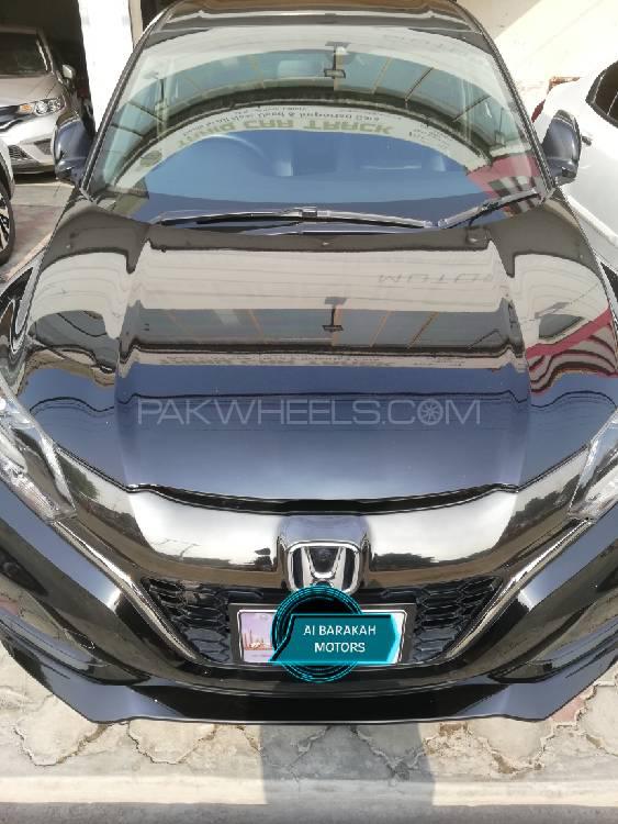Honda Vezel 2018 for Sale in Lahore Image-1
