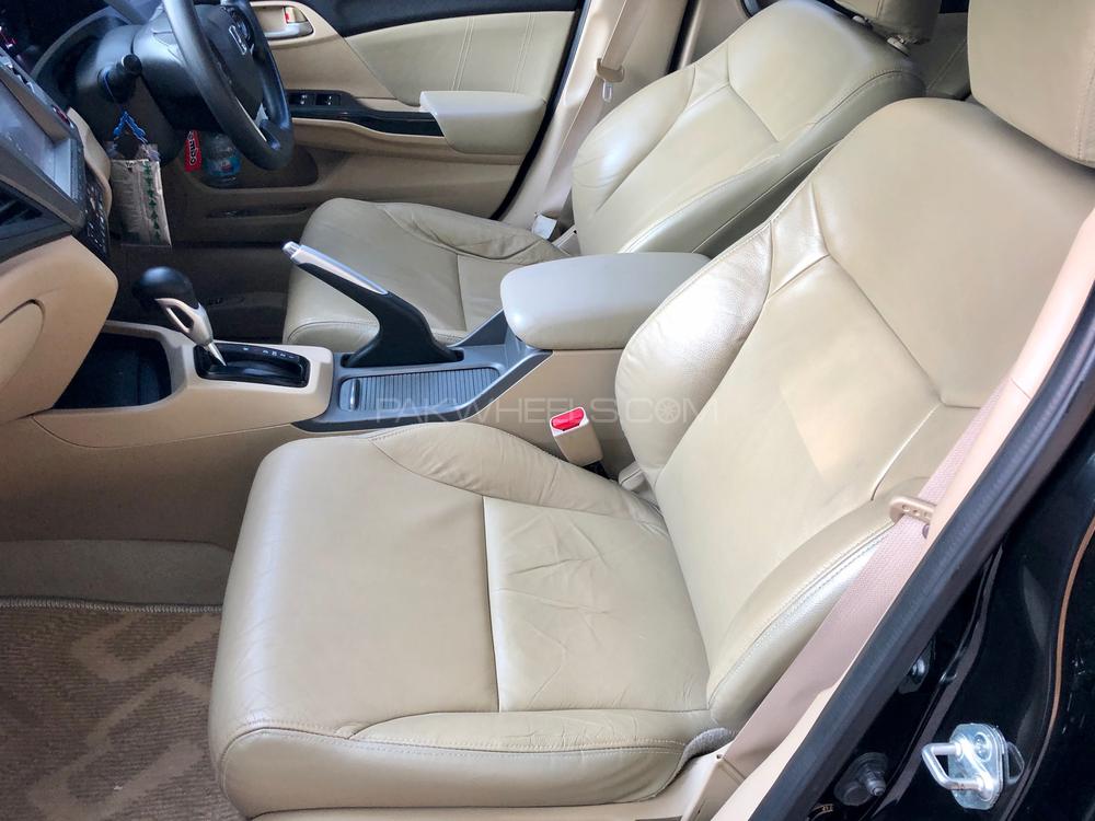 Honda Civic 2013 for Sale in Islamabad Honda Civic 2013 for Sale in Islamabad Image-6