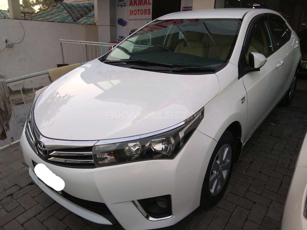 Toyota Corolla 2017 for Sale in Lahore Toyota Corolla 2017 for Sale in Lahore Image-3