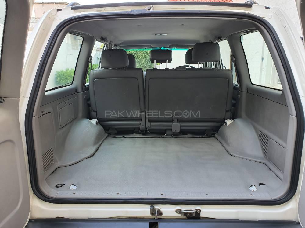 Toyota Land Cruiser 2005 for Sale in Islamabad Toyota Land Cruiser 2005 for Sale in Islamabad Image-11