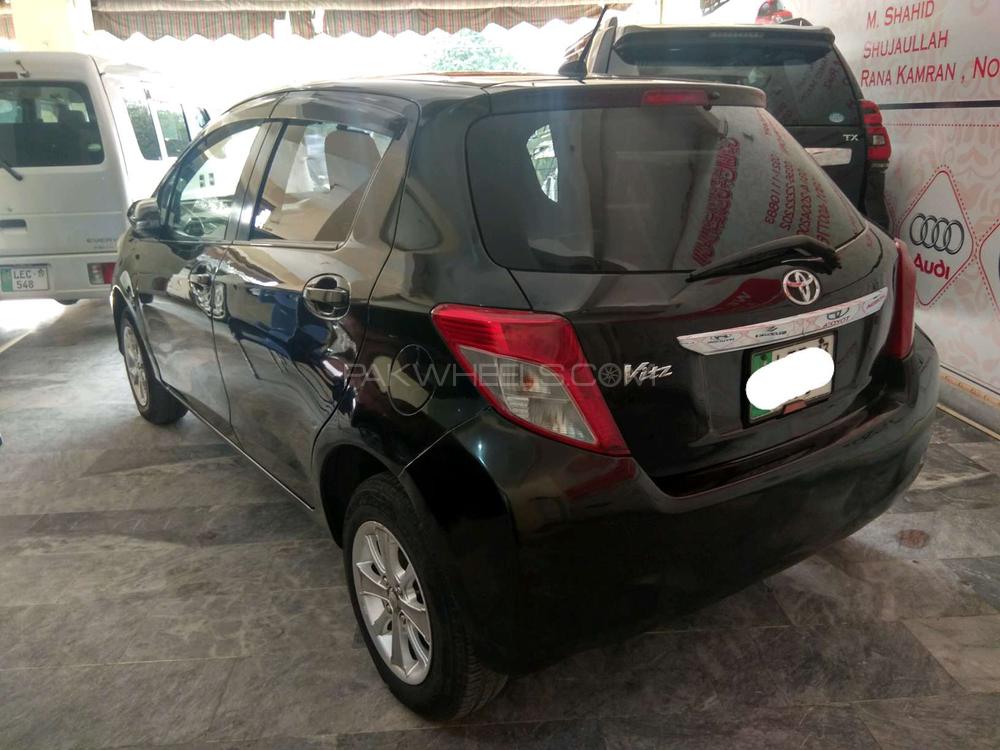Toyota Vitz 2011 for Sale in Lahore Toyota Vitz 2011 for Sale in Lahore Image-13