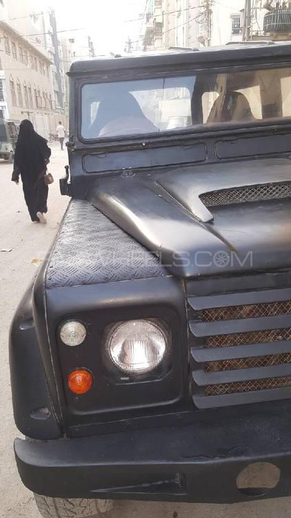 Land Rover Defender 1960 for Sale in Karachi Land Rover Defender 1960 for Sale in Karachi Image-2