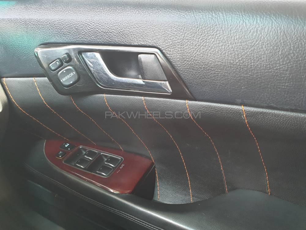 ٹویوٹا مارک ایکس 2005 for Sale in کراچی ٹویوٹا مارک ایکس 2005 for Sale in کراچی Image-15