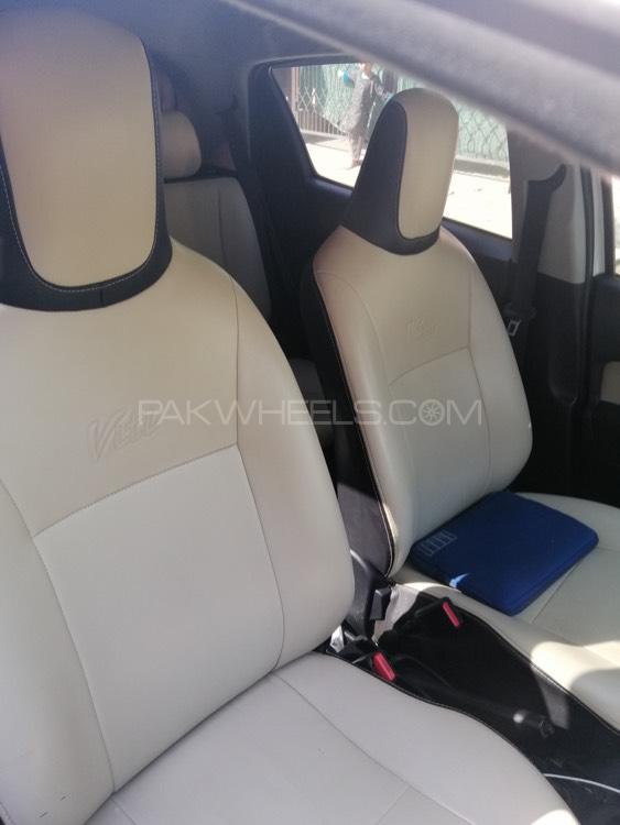 Toyota Vitz 2014 for Sale in Lahore Toyota Vitz 2014 for Sale in Lahore Image-8