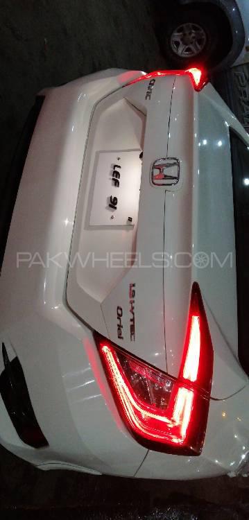 Honda Civic 2017 for Sale in Multan Honda Civic 2017 for Sale in Multan Image-2