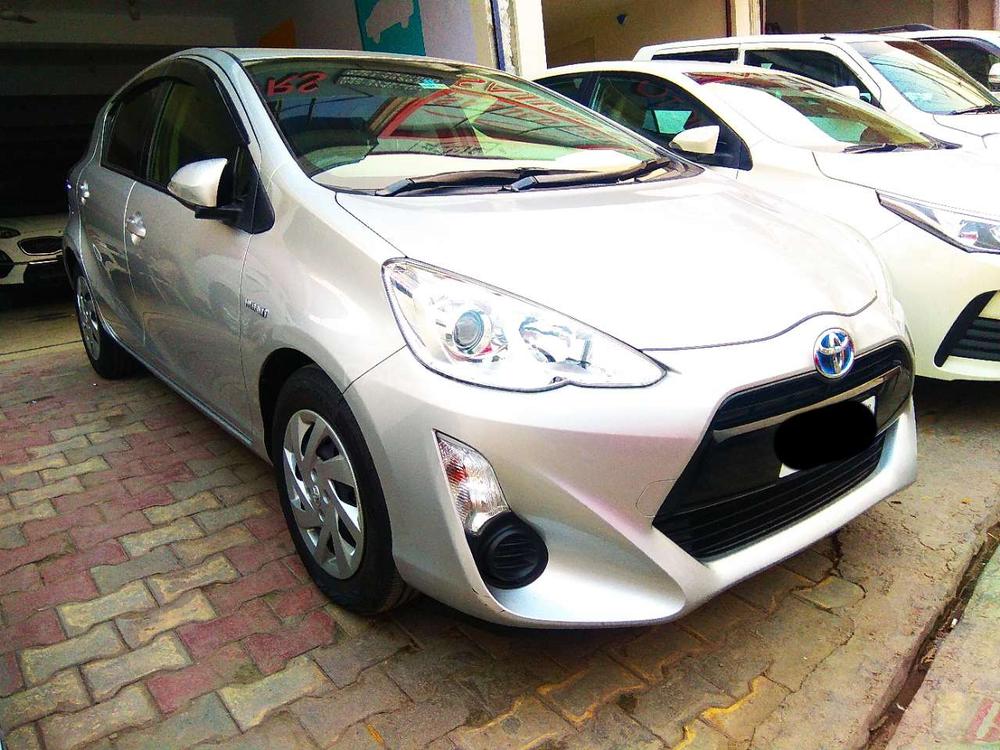 Toyota Aqua 2015 for Sale in Lahore Toyota Aqua 2015 for Sale in Lahore Image-2
